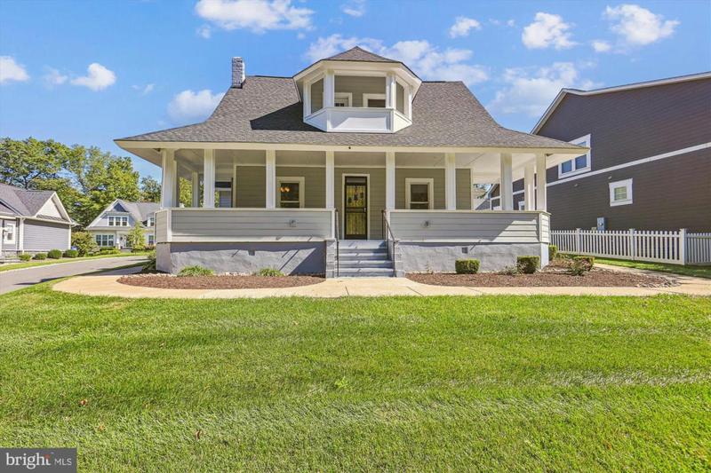 1106 MONROE ST, HERNDON, VA 20170 Single Family Residence For Sale  MLS# VAFX2151638