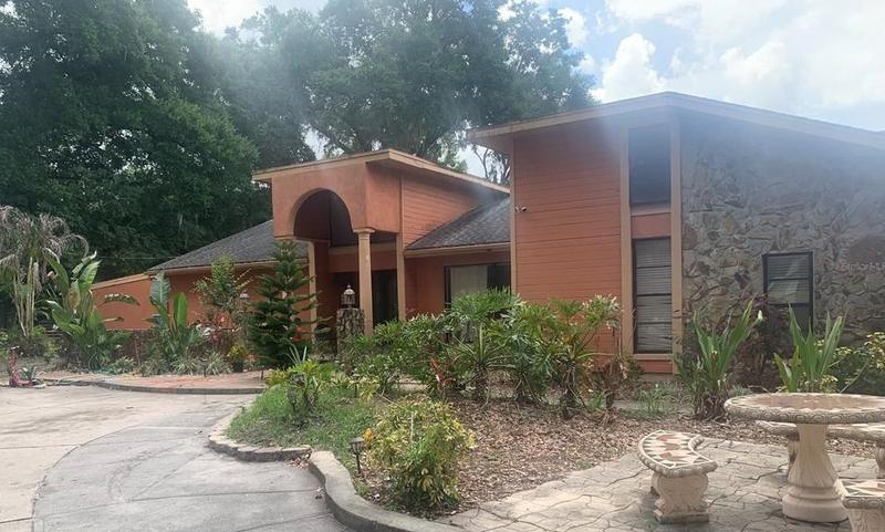 311 Hidden Lake Dr, Brandon, FL 33511 - MLS T3366627 for Sale