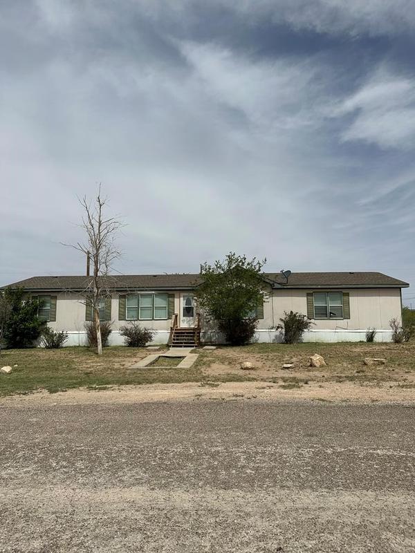 408 W 1st, Mc Camey, TX 79752 for Sale