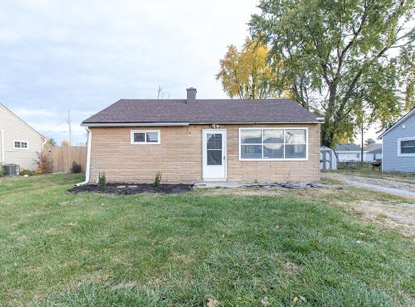 526 Tague St - Greenfield, IN 46140 - Home For Rent