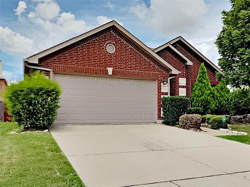 2149 Barracks Dr, Fort Worth, TX 76177 for Rent