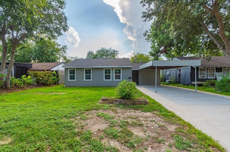 514 S Iowa St, La Porte, TX 77571 - MLS 71428735 for Sale