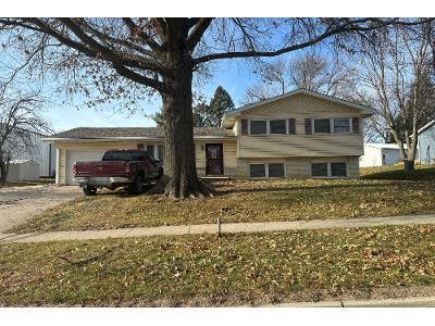 SE 3rd St for Sale