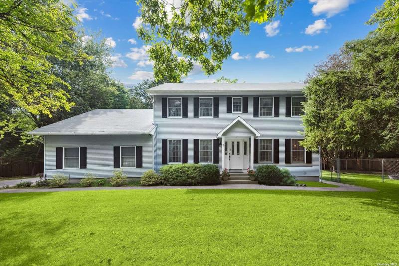 East Moriches, Suffolk County, NY House for sale Property ID: 417559497