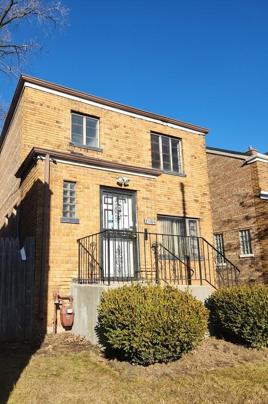 2104 E 73rd St, Chicago, IL 60649 - MLS 11947620 for Sale