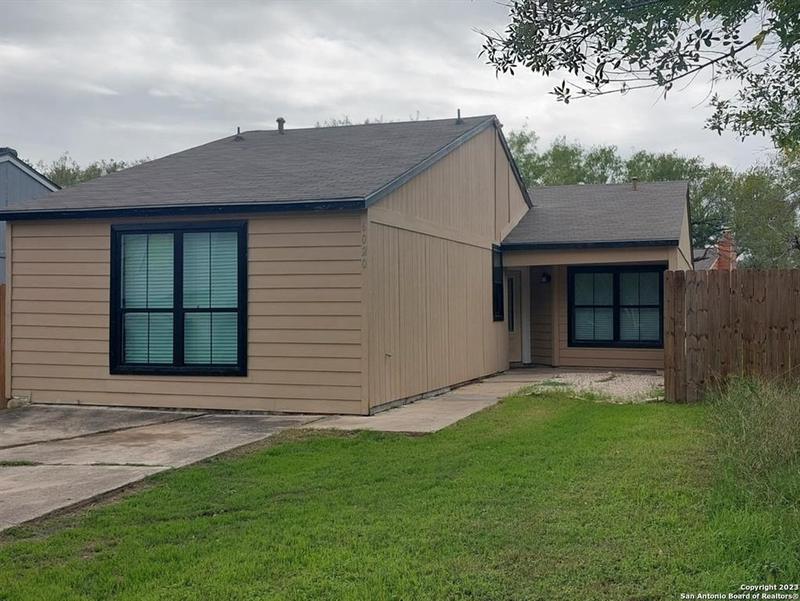 6020 HIDDEN SUNRISE DR, San Antonio, TX 78244-1143 for Sale