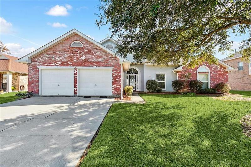 3637 LAKE LYNN DR, Gretna, LA 70056 Single Family Residence For Sale  MLS# 2426152