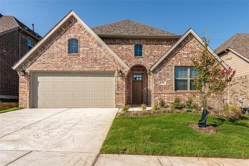 14301 Spitfire Trl, Fort Worth, TX 76262 for Sale