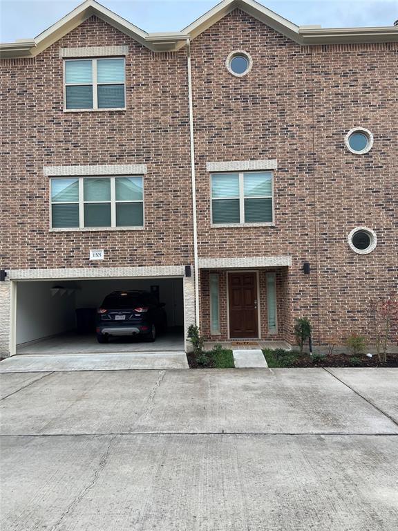 11505 Main Cedar Dr, Houston, TX 77025 for Sale