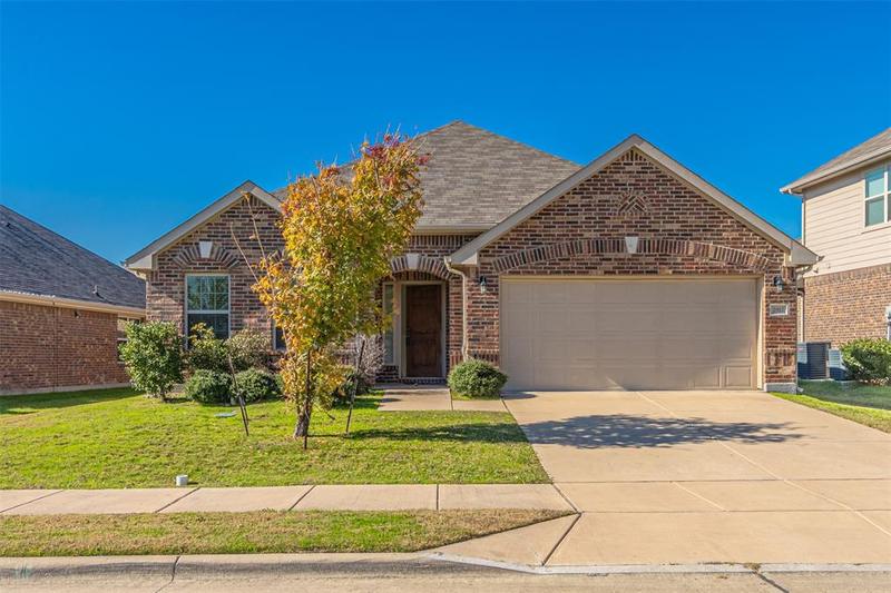2912 Castle Creek Dr, Little Elm, TX 75068 for Sale