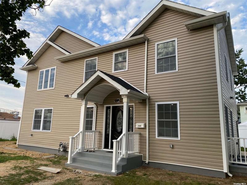 Copiague, Suffolk County, NY House for sale Property ID: 417100409