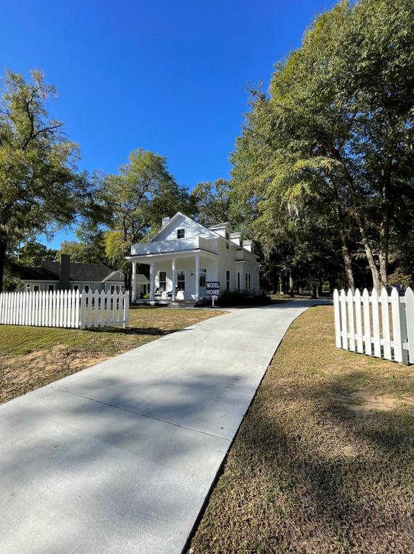 1784 Gordon Rd, Summerton, SC 29148 - MLS 23027669 for Sale