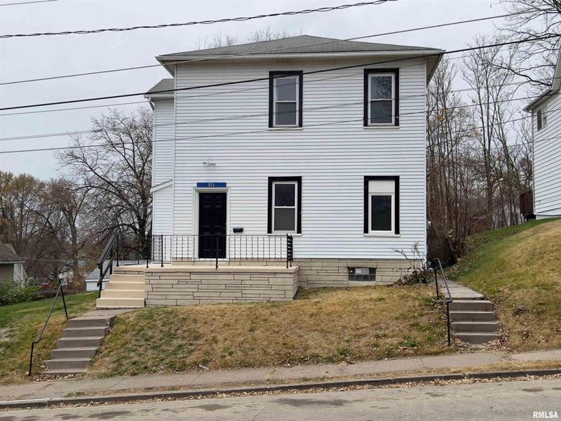 816 TAYLOR ST, Davenport, IA 52802 Single Family Residence For Sale  MLS# QC4248304