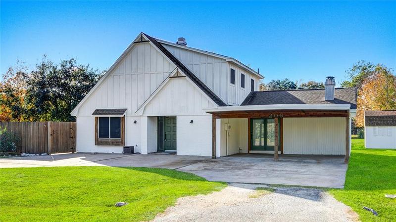 206 Donna St, ANAHUAC, TX 77514 for Sale