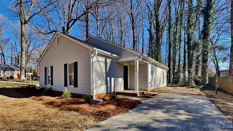 7212 LANCASHIRE DR, Mint Hill, NC 28227 Single Family Residence For Sale  MLS# 4097472