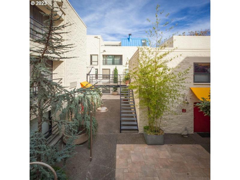 1927 NW HOYT ST, Portland, OR 97209 Condominium For Sale  MLS# 24268790