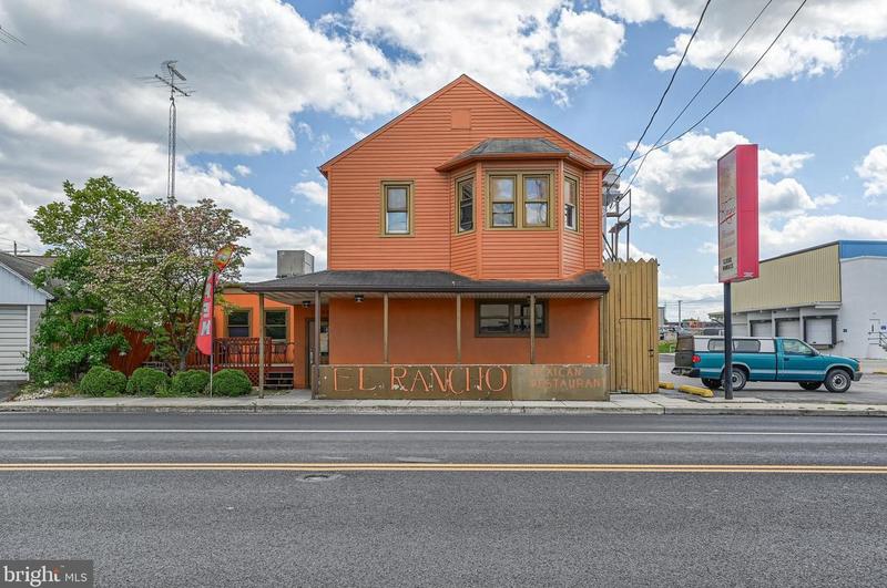 506 W Elm Ave, Hanover, PA 17331 - MLS PAYK2040342 for Sale