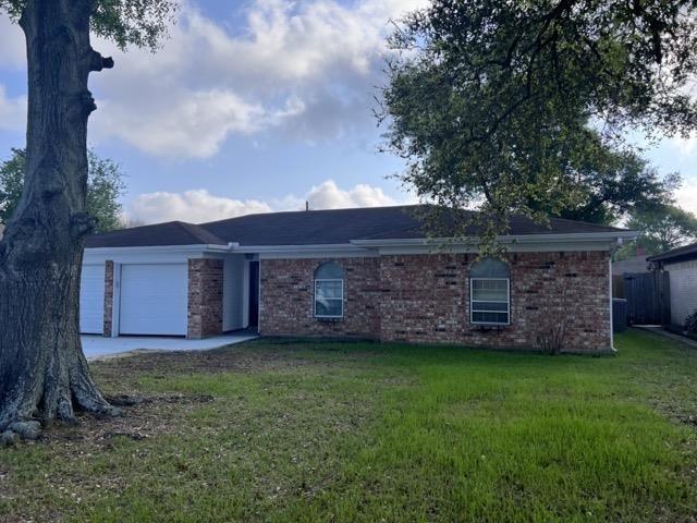 1725 Shirley Cir, Beaumont, TX 77707 for Sale