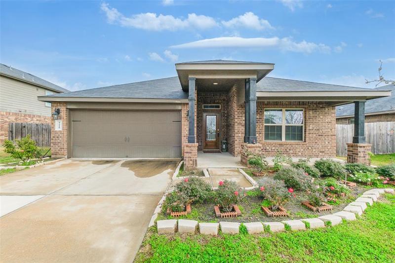 9219 Hemlock Dr, Richmond, TX 77469 for Sale