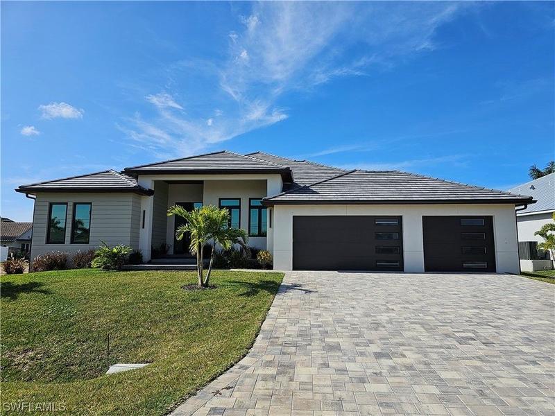 Cape Coral, Lee County, FL Lakefront Property, Waterfront Property, House for sale Property ID: 418636588