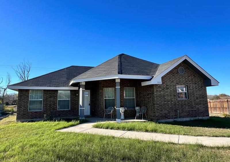 1601 Spirit Ln, Eagle Pass, TX 78852  MLS# 77901 for Sale