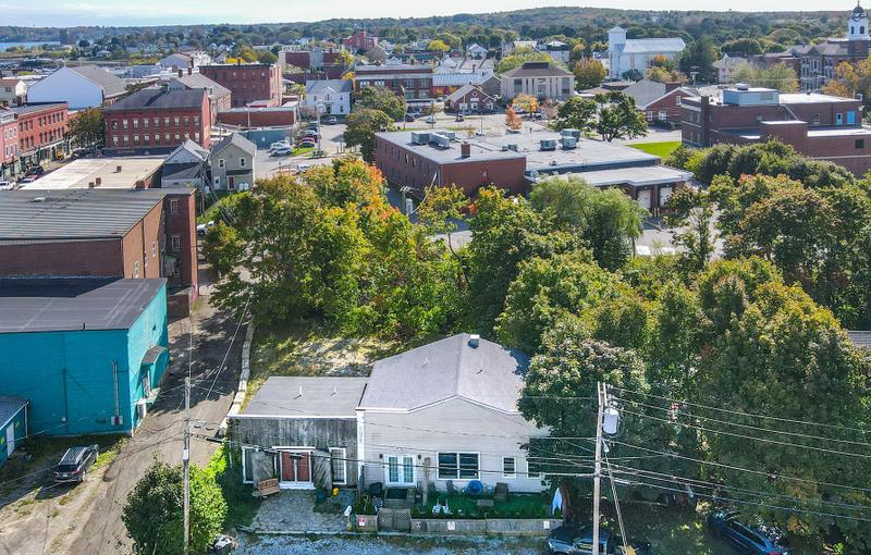 8 & 5R Lindsey St, Rockland, ME 04841 - MLS 1575391 for Sale