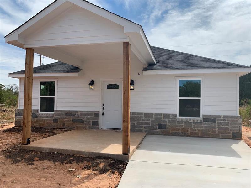 3619 Hidden Oak Dr, Granbury, TX 76048 for Sale