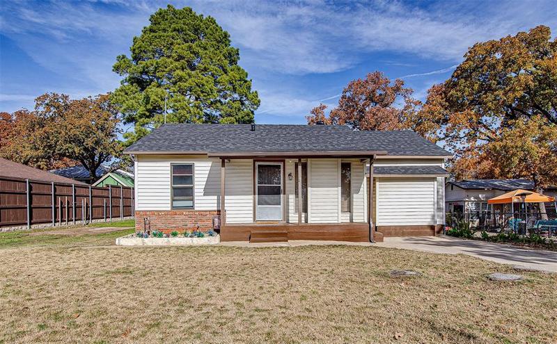 316 W Mistletoe Dr, Kennedale, TX 76060 for Sale