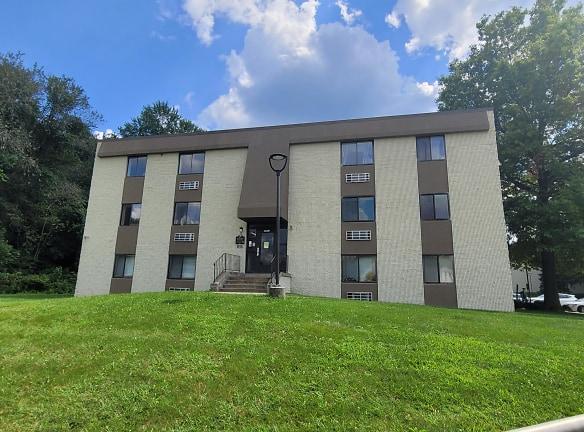Valley View Gardens Apartments - 1909 5th Ave - New Brighton, PA Apartments for Rent