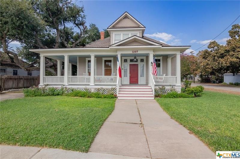 1207 N Bridge Street, Victoria, TX 77901 for Sale