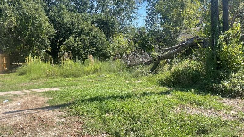 2711 Delano St, Houston, TX 77004 for Sale