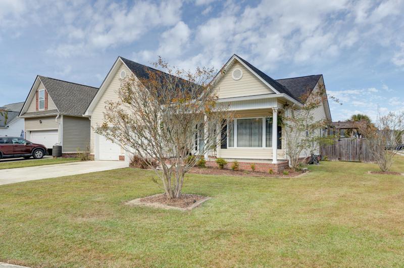 167 Cotillion Crescent, Summerville, SC 29483 - MLS 24000303 for Sale