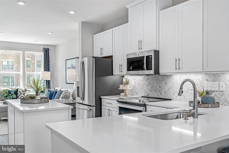 2828 Devonshire Cliffs Ter Unit 6009C, Hyattsville, MD 20782  MLS# MDPG2083000 for Sale