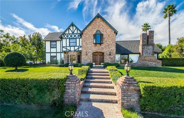 1514 CRESTVIEW RD, Redlands, CA 92374 Single Family Residence For Sale  MLS# EV23203750 for Rent
