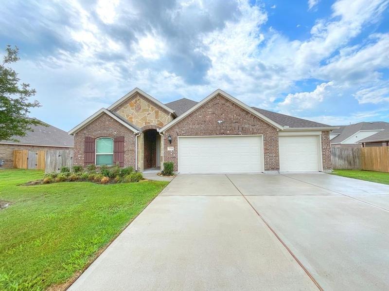 3214 Charles Pl, Baytown, TX 77523 - MLS 34965992 for Sale