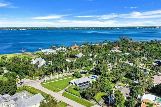 2741 MCGREGOR BLVD, FORT MYERS, FL 33901 Single Family Residence For Sale  MLS# 223069231