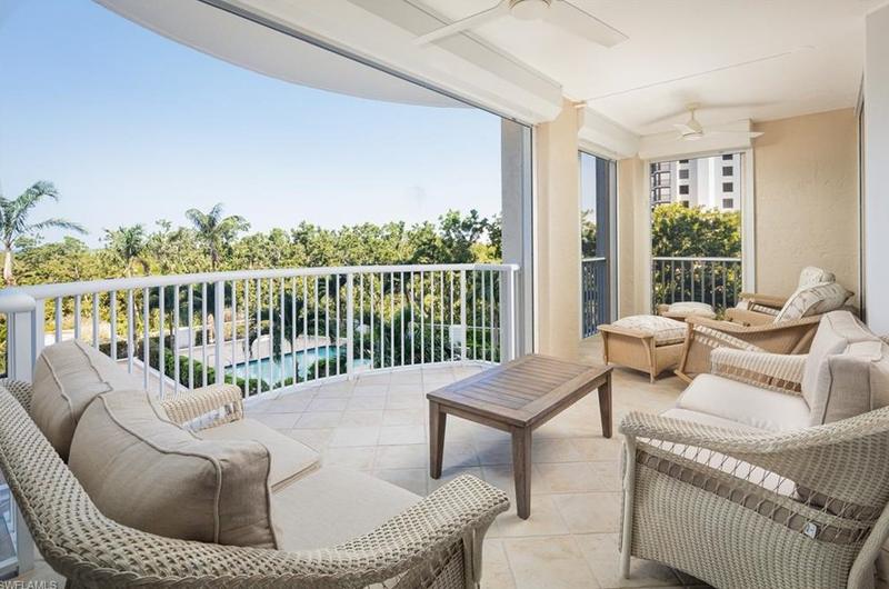 7117 Pelican Bay Blvd #307, Naples, FL 34108 - MLS 223044232 for Sale