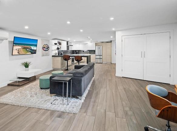 702 Kettner Blvd #B - San Diego, CA 92101 - Home For Rent
