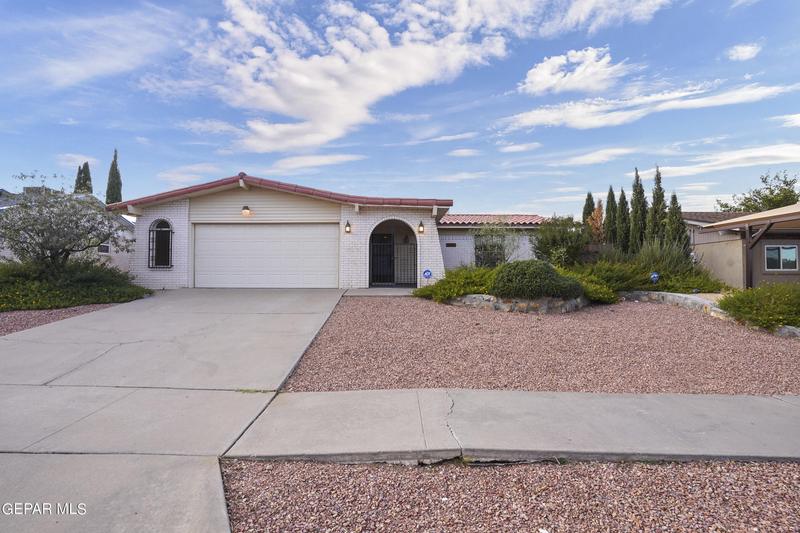 10433 Crete Drive, El Paso, TX 79924 for Sale