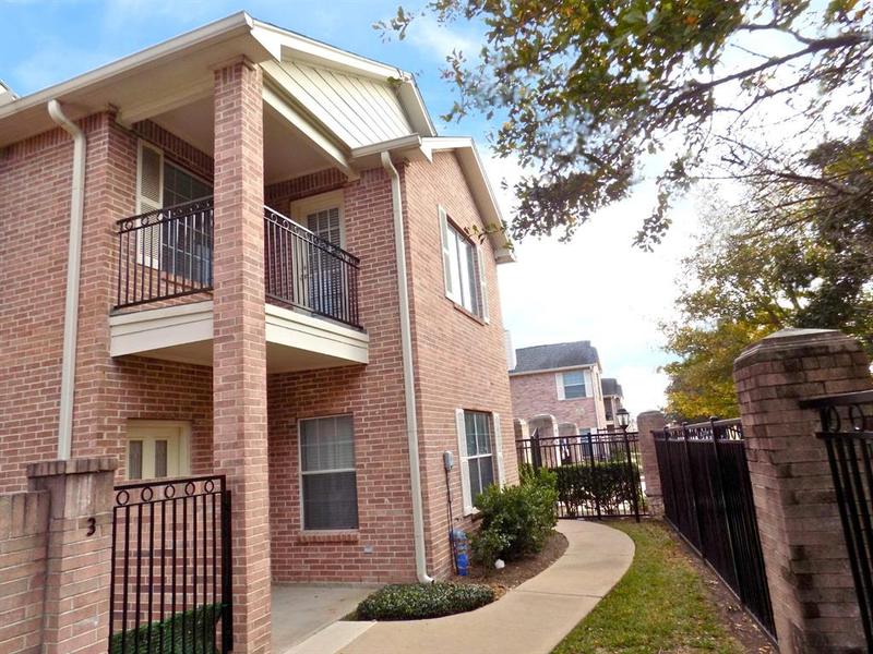 2865 Westhollow Dr #1, Houston, TX 77082 for Sale