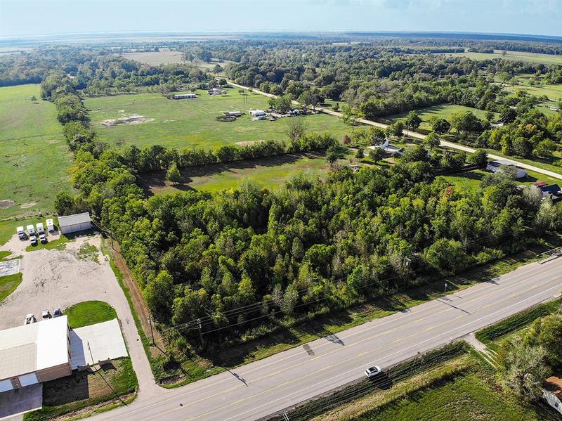 9715 Highway 321, Dayton, TX 77535 for Sale