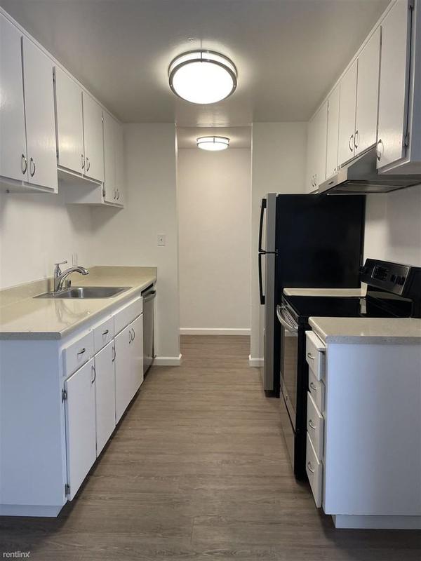 101  2020 Santa Clara Ave for Sale