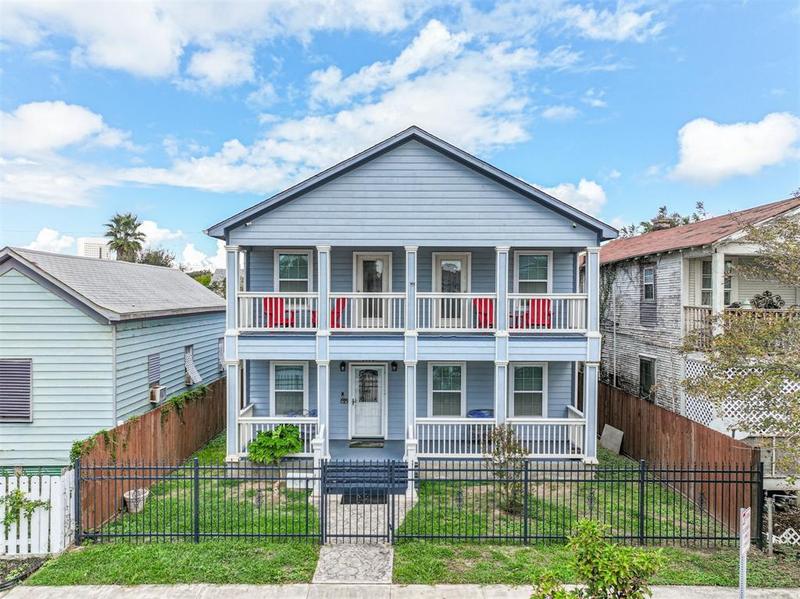 1418 Avenue M 1/2, Galveston, TX 77550 for Sale