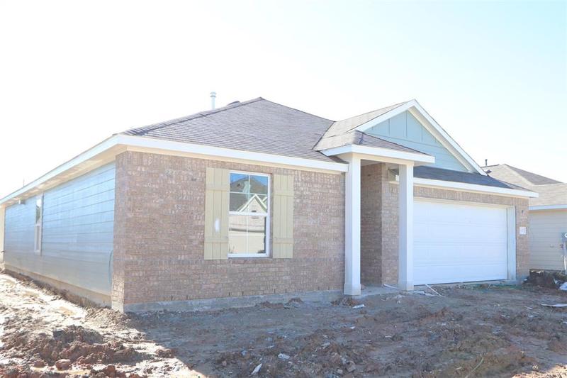 1217 Cavalry Junction Dr, Alvin, TX 77511 for Sale