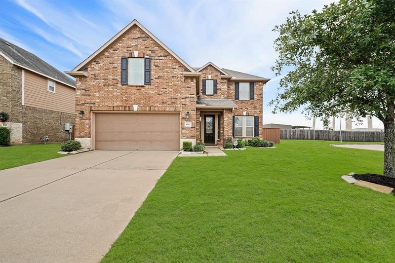 1604 Golden Taylor Dr, Pearland, TX 77581 for Sale