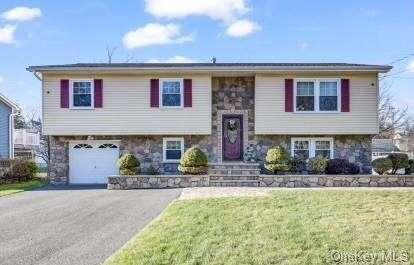 30 Bradner Avenue, Middletown, NY 10940  614882927 for Sale