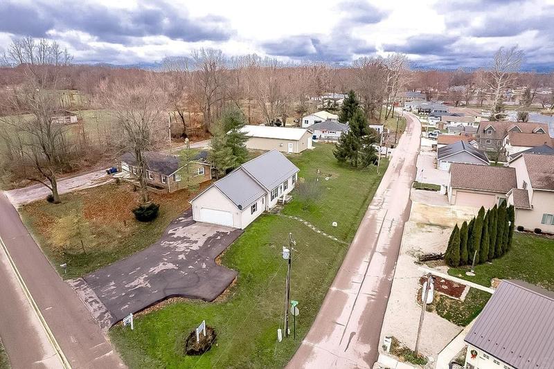 Columbia City, Whitley County, IN Lakefront Property, Waterfront Property, House for sale Property ID: 417110170
