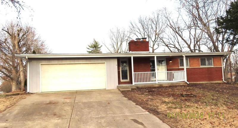 7266 Susie Ct, Hazelwood, MO 63042 - MLS 24002151 for Sale