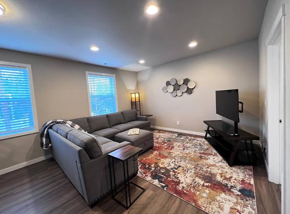 815 N 2nd St unit A - Tacoma, WA 98403 - Home For Rent