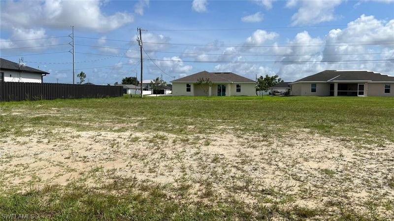 707 NW 7th Terrace, CAPE CORAL, FL 33993  621095877 for Sale